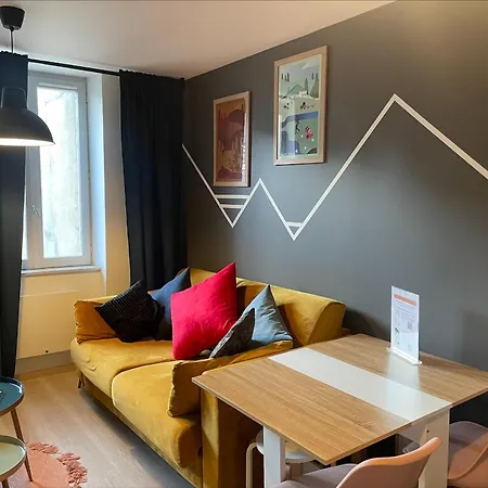 Hypercentre, Atypique, Familial - L'Echo Apartment Pontarlier Exterior photo